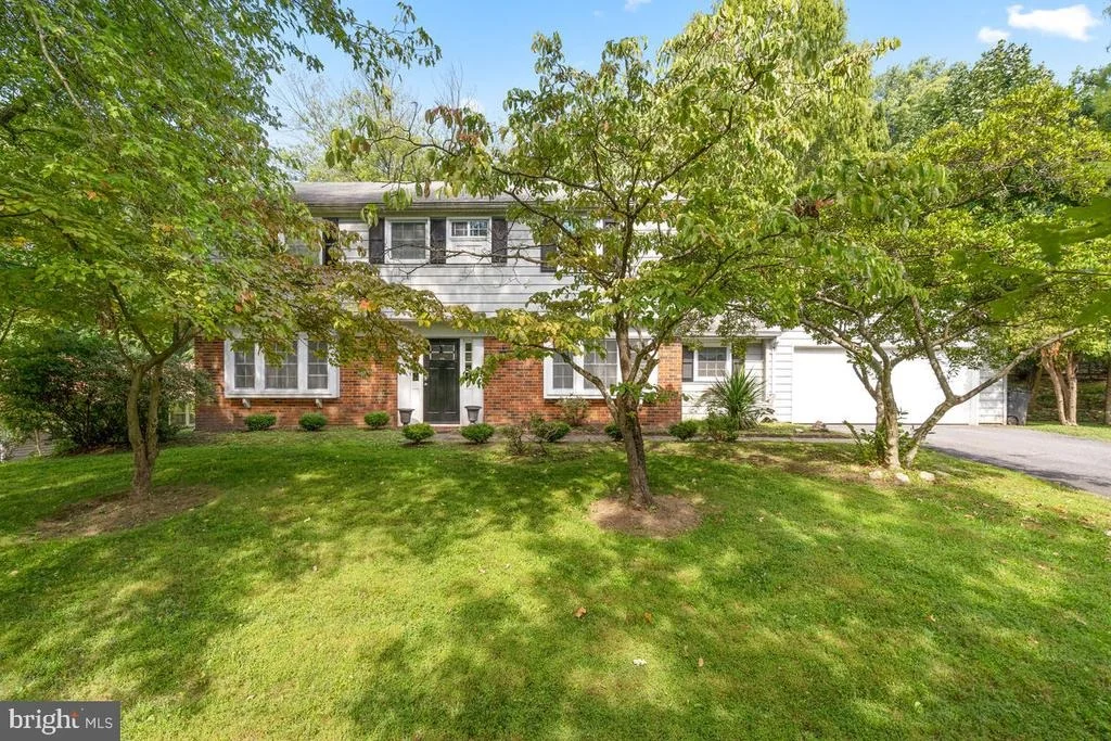 Photo of 14028 BREEZE HILL LANE