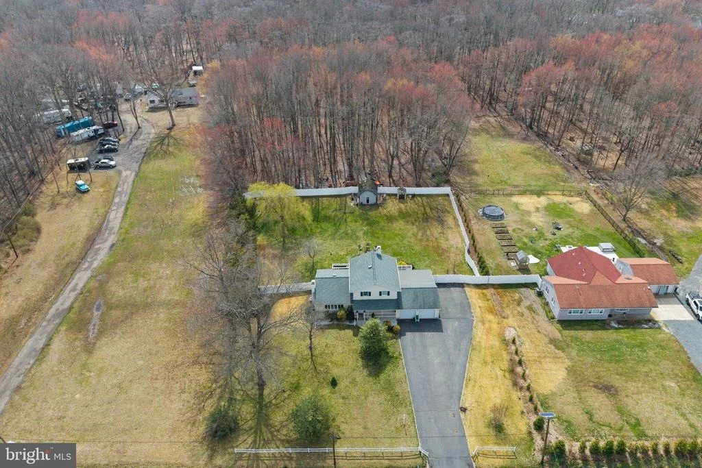 Photo of 115 EDGEBROOK ROAD