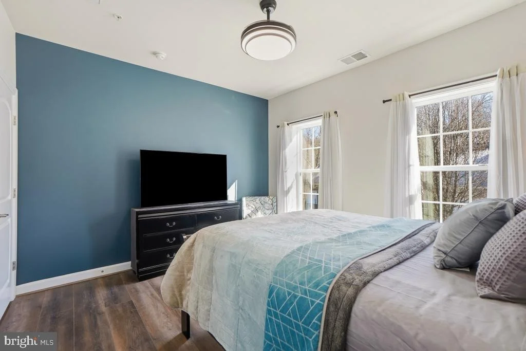 Photo of 15312 SIR EDWARDS DRIVE