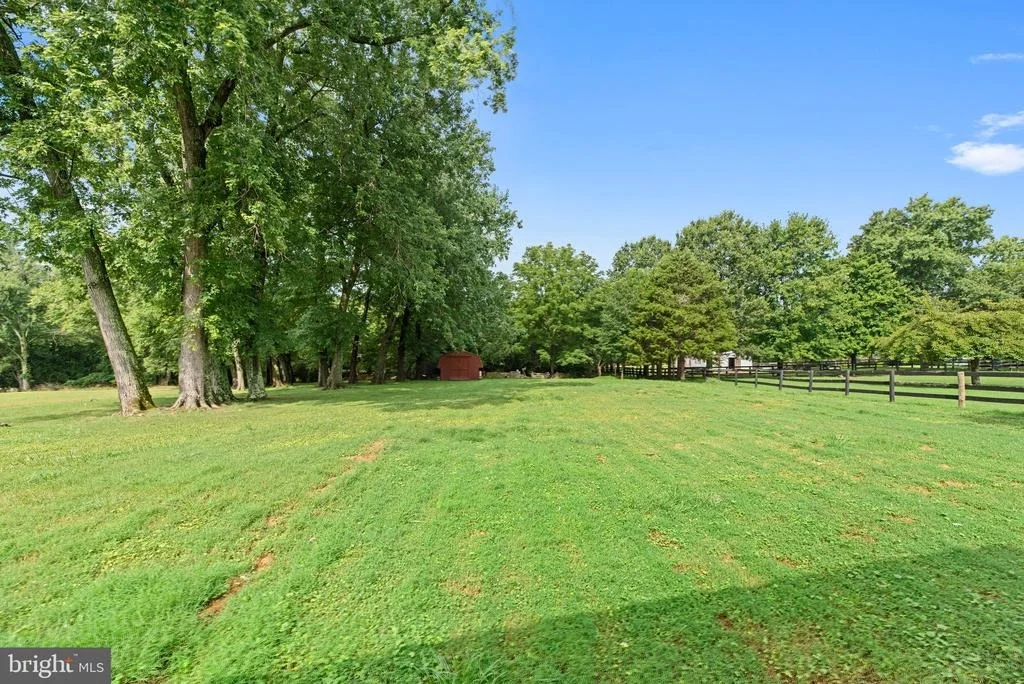 Photo of 15808 THOMPSON ROAD