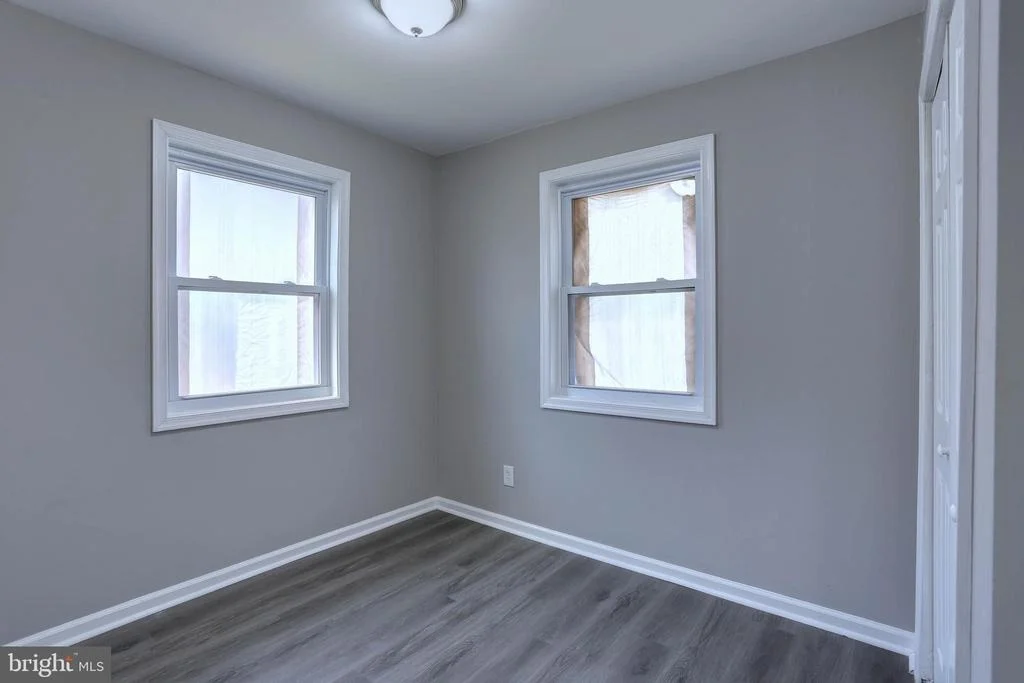 Photo of 416 MEADOW ROAD