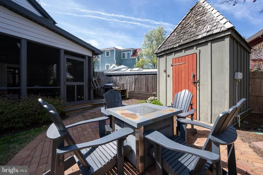 Photo of 211 W 4TH STREET