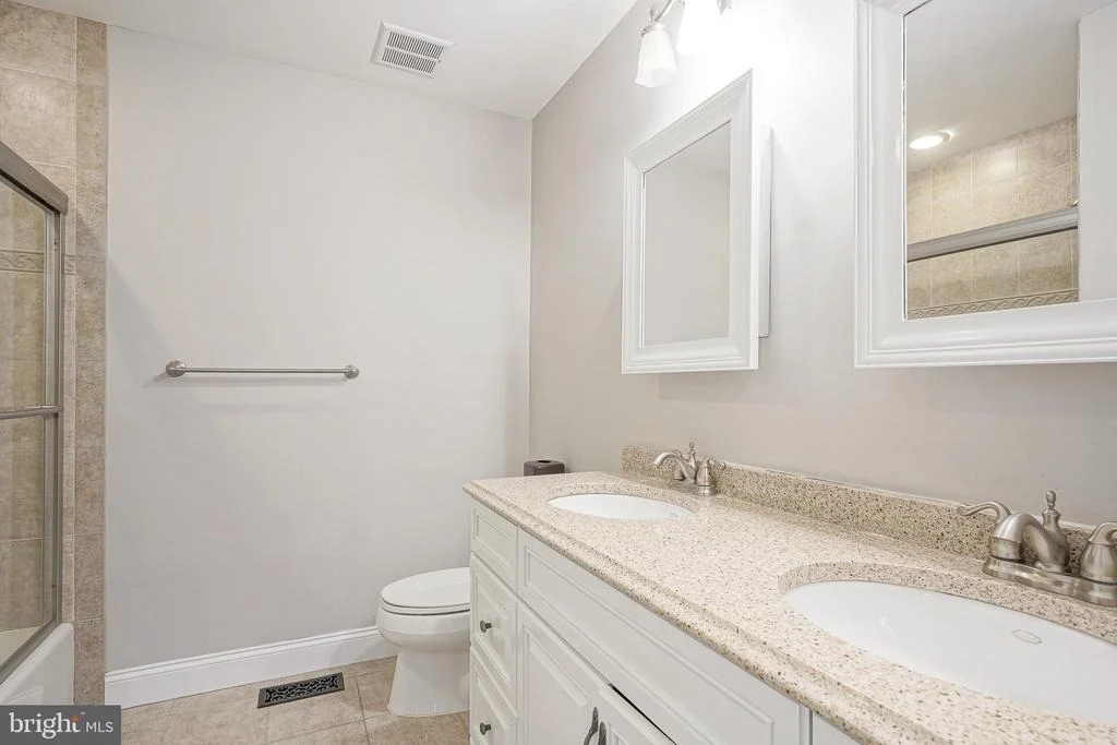 Photo of 6 SAINT MICHAEL COURT