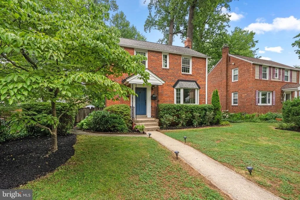 Photo of 1111 MEURILEE LANE