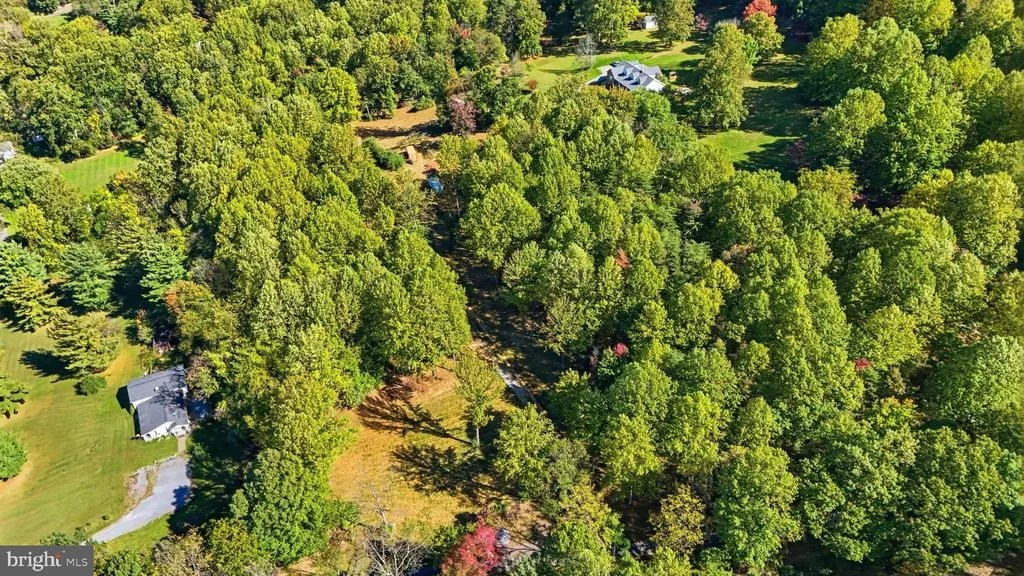 Photo of 8899 HAWBOTTOM ROAD