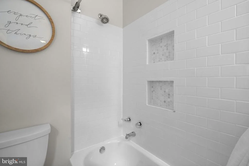 Photo of 1111 MEURILEE LANE
