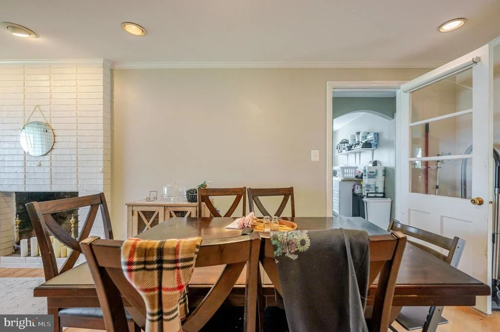 Photo of 4803 APPLE TREE DRIVE