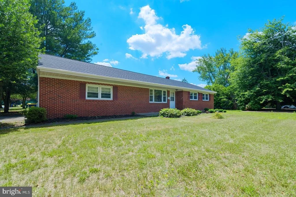 Photo of 143 N OLD MILL ROAD