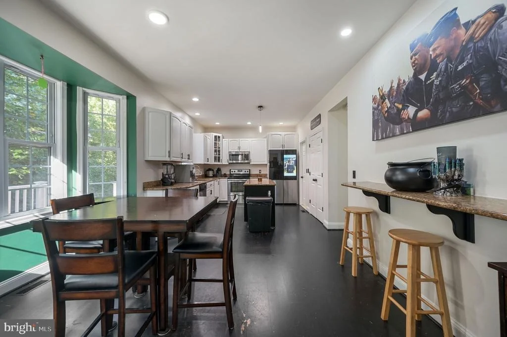 Photo of 32 RIDGEWAY CIRCLE