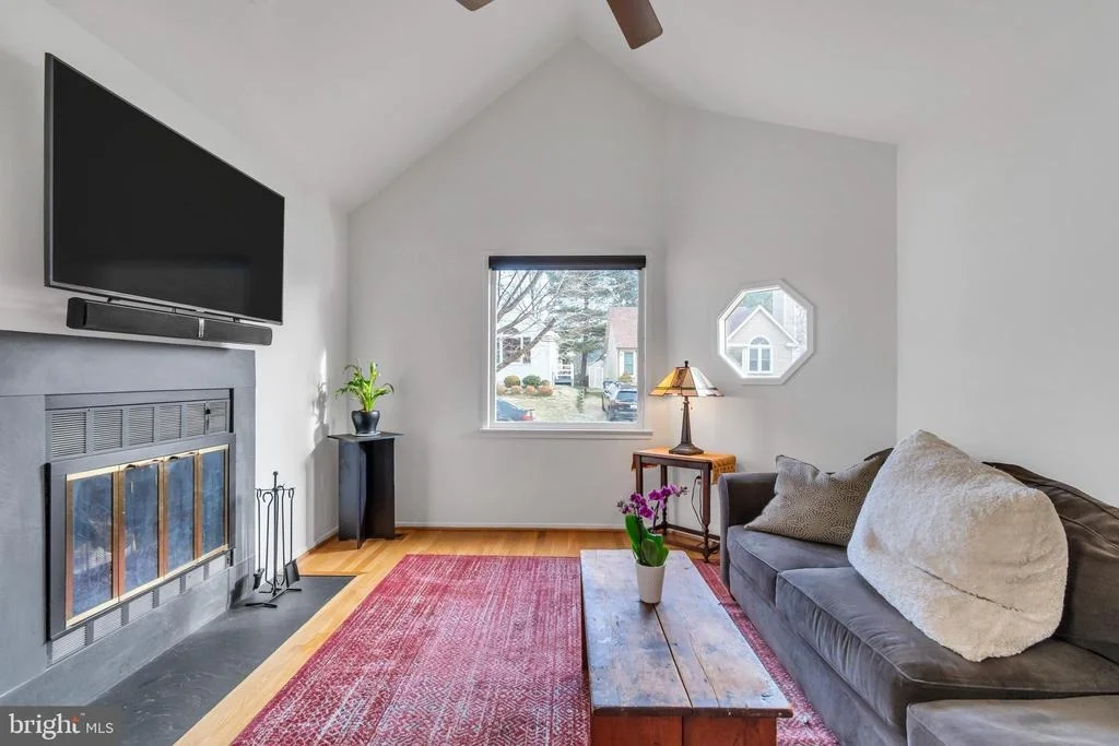 Photo of 10019 PRATT PLACE