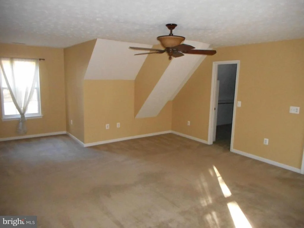 Photo of 11535 HONEYSUCKLE COURT