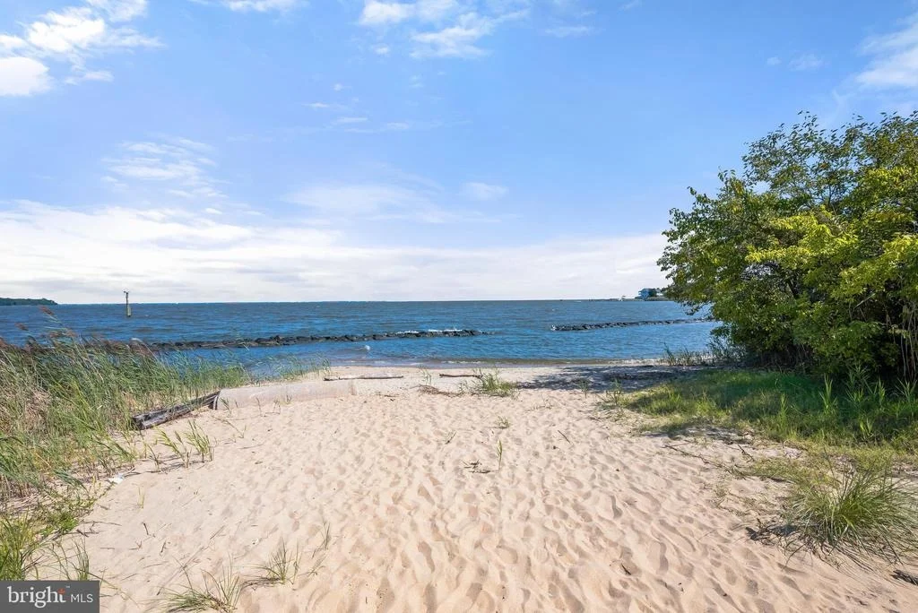 Photo of 1243 TURKEY POINT ROAD