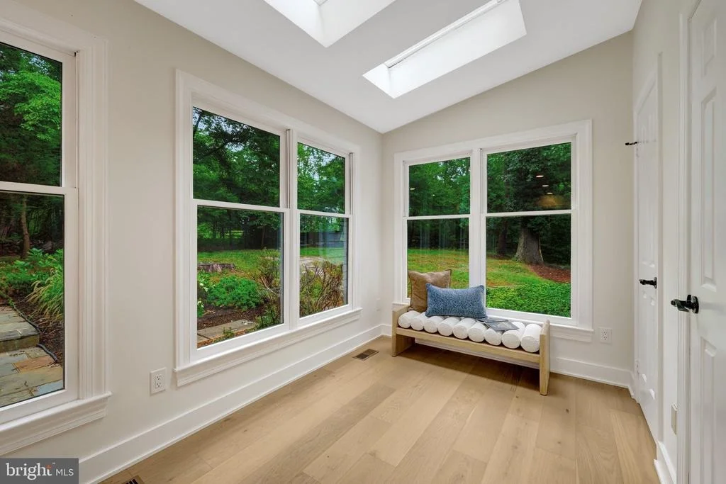 Photo of 1132 SPRINGVALE ROAD