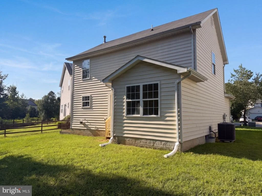 Photo of 10654 QUILLBACK STREET