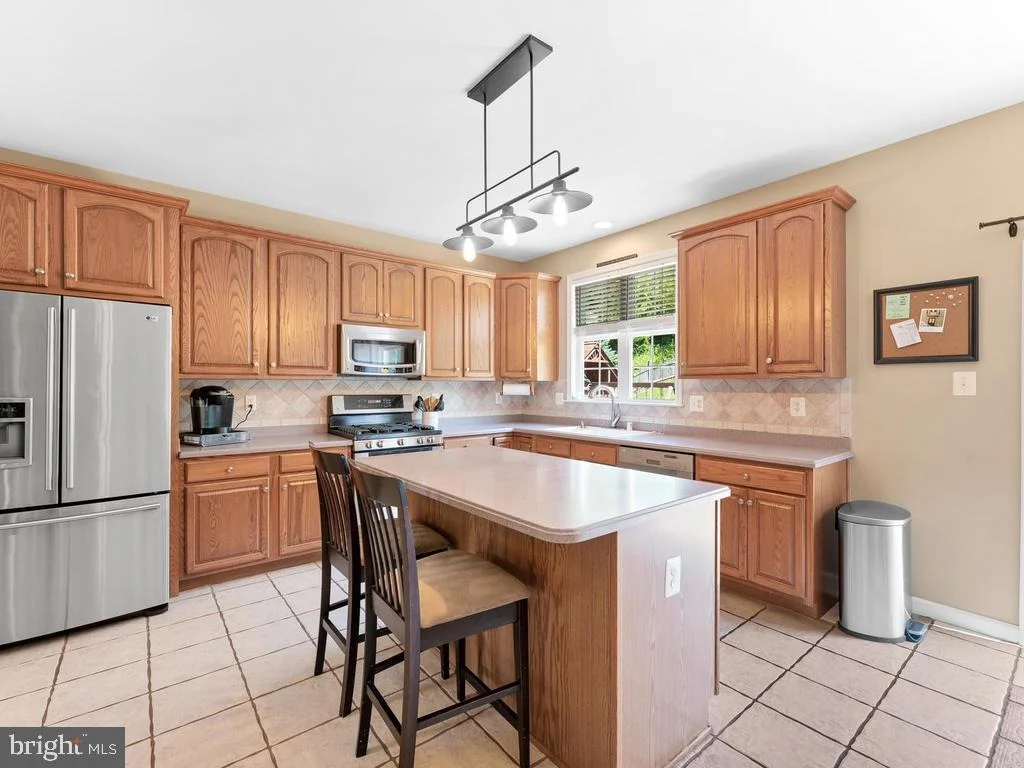 Photo of 708 LONGBOW ROAD