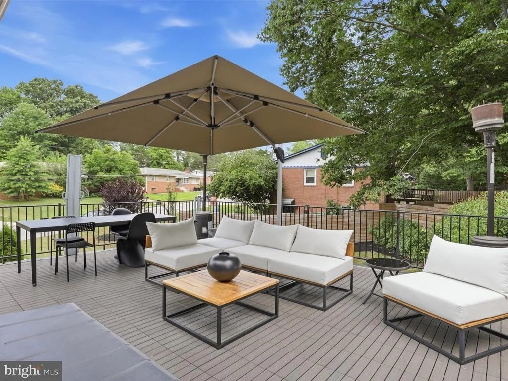 Photo of 6410 BUSHEY DRIVE