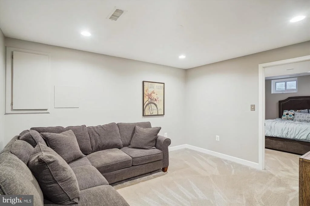 Photo of 11002 CROSS LAUREL DRIVE
