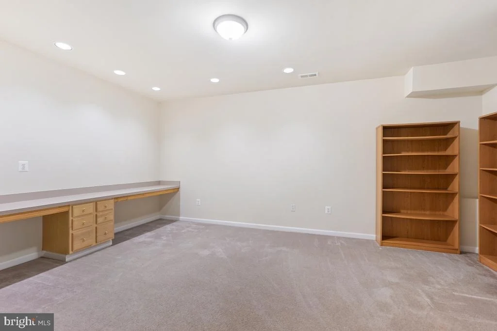 Photo of 12708 YOUNG LANE