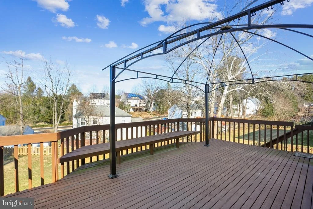 Photo of 915 POINTER RIDGE DRIVE
