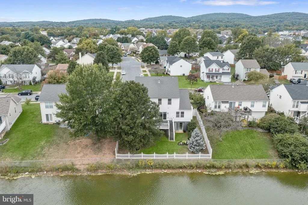 Photo of 236 LAKE COVENTRY DRIVE