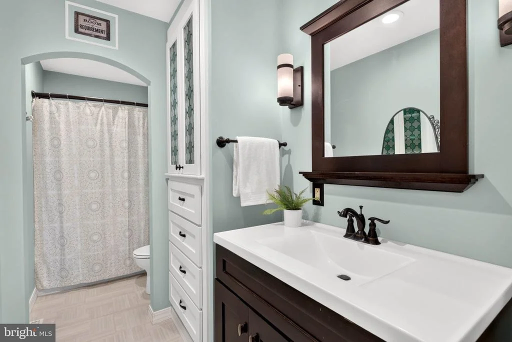 Photo of 4294 WOLF HILL DRIVE