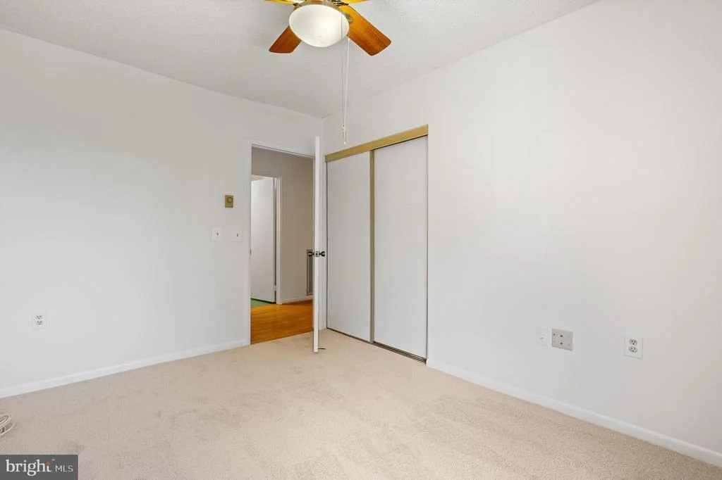 Photo of Unit 863E at 15301 PINE ORCHARD DRIVE