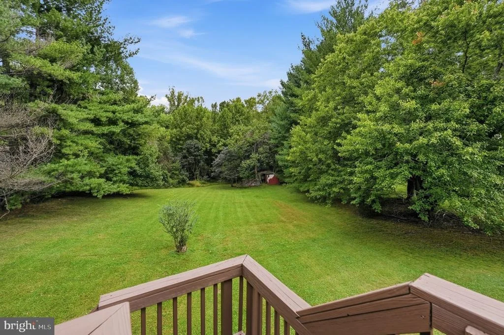 Photo of 8114 HILLCREST DRIVE