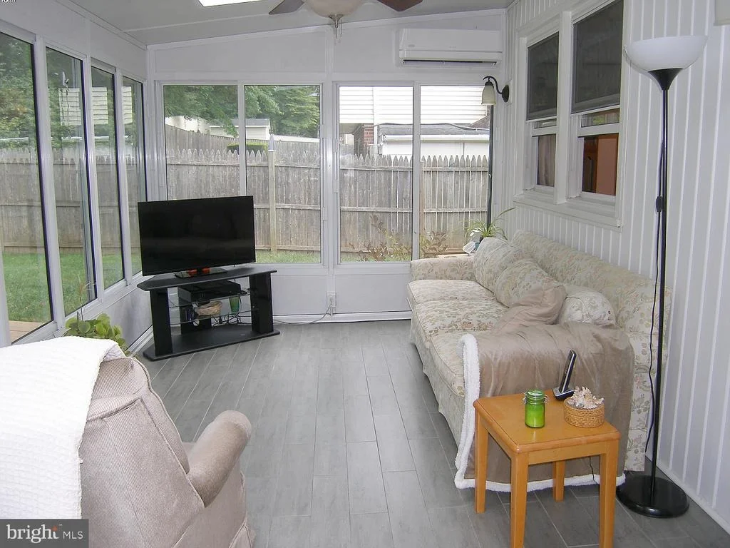 Photo of 1315 CANYON ROAD