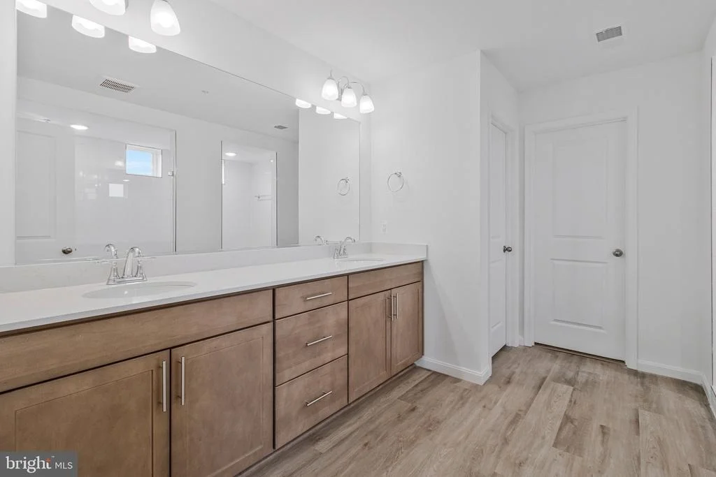 Photo of 41 EVERETT DRIVE