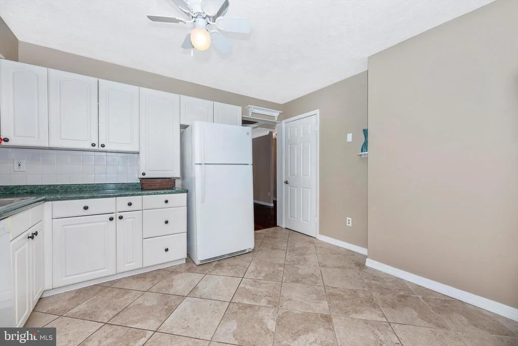 Photo of 484 HILLCREST DRIVE
