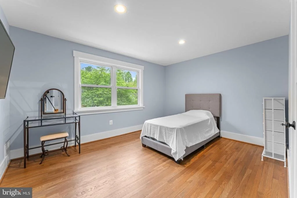 Photo of 3709 KING WILLIAM DRIVE