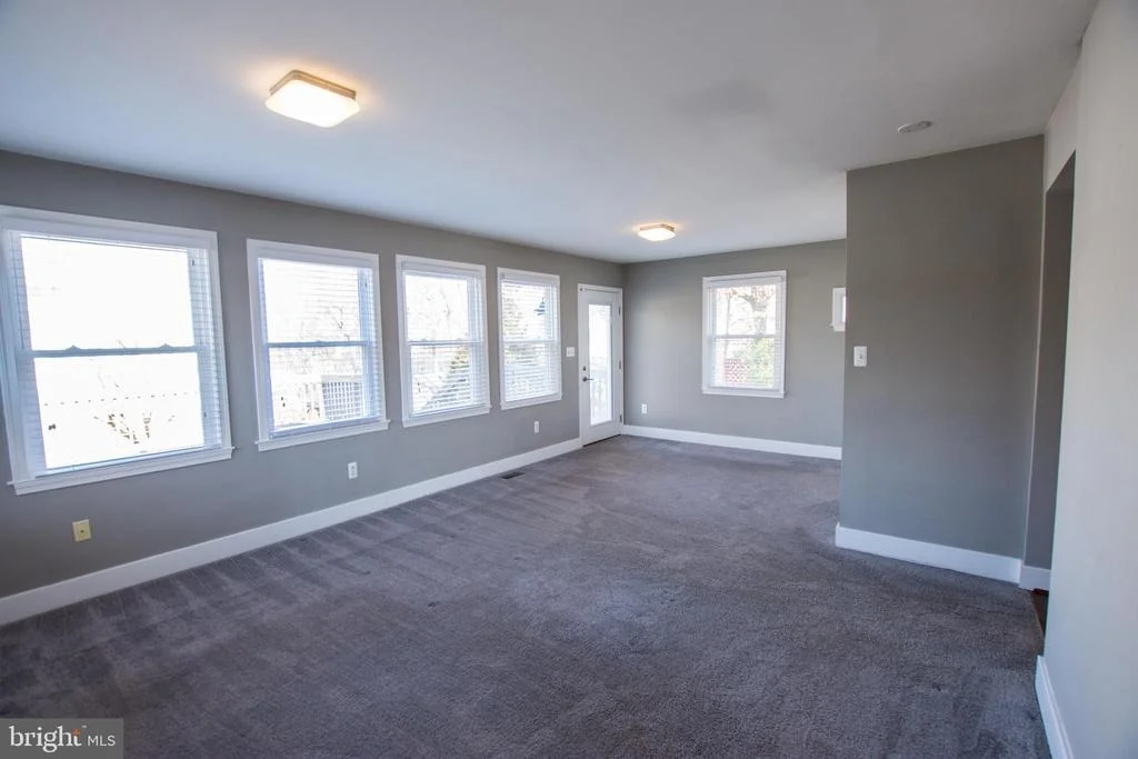 Photo of 704 W MAPLE ROAD