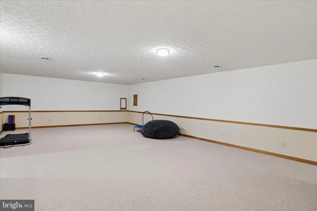 Photo of 435 SUMMIT DRIVE