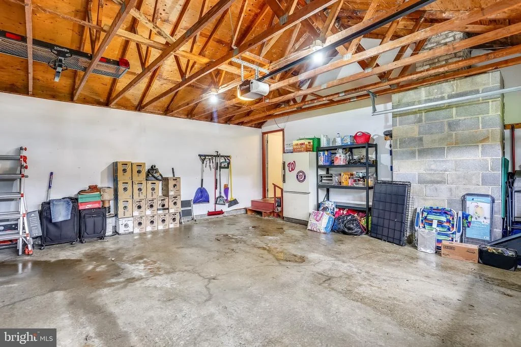 Photo of 912 POINTER RIDGE DRIVE