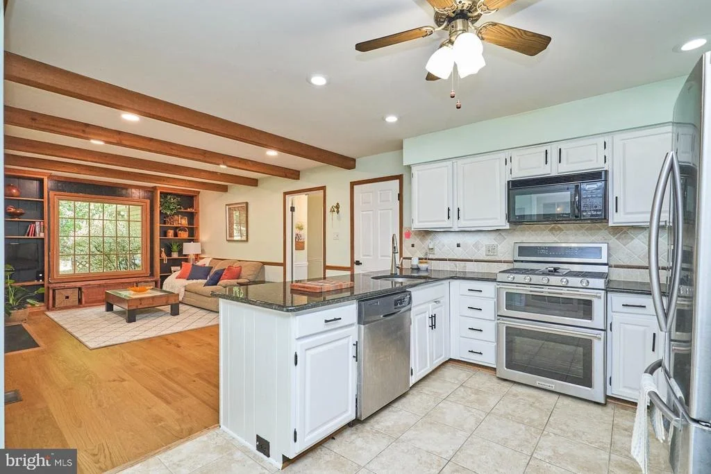 Photo of 3700 JOHN BARNES LANE
