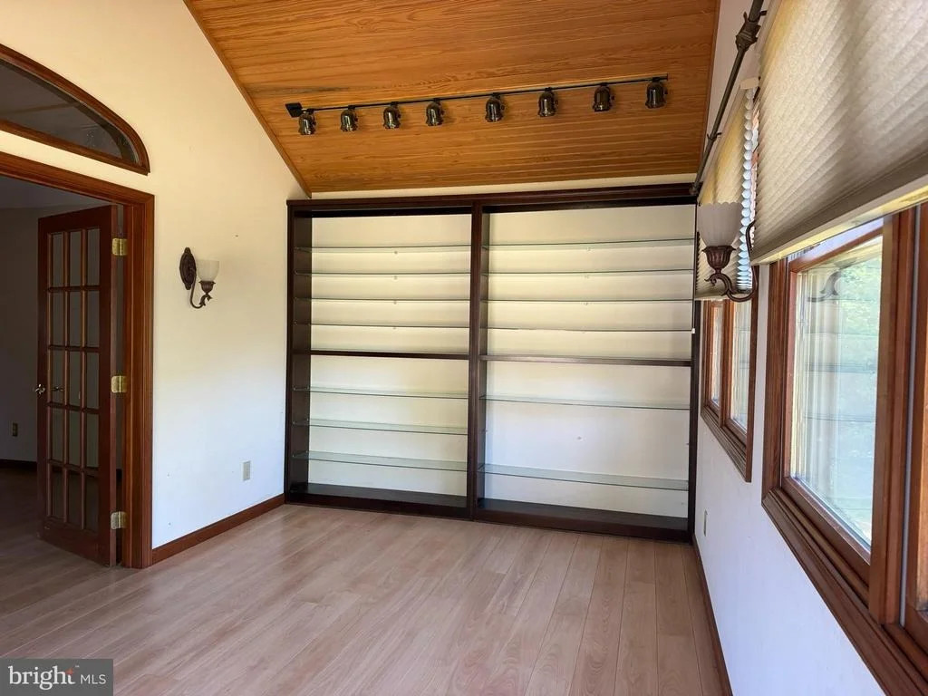Photo of 37 JOHN ANDREWS DRIVE