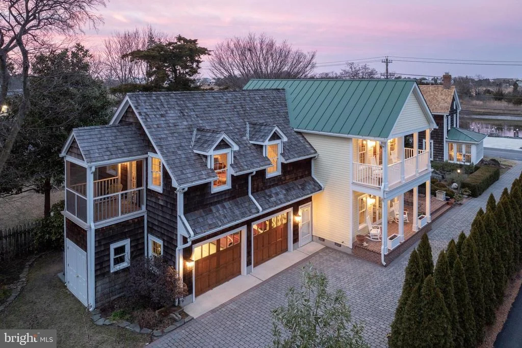 Photo of 558 PILOTTOWN ROAD