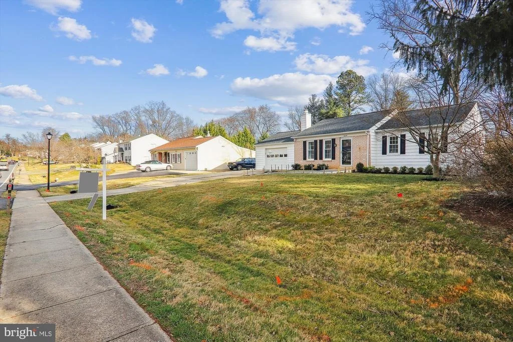 Photo of 18519 BOWIE MILL ROAD