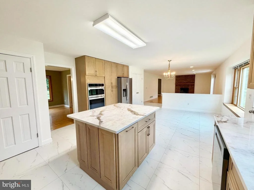 Photo of 8 EVANS DRIVE