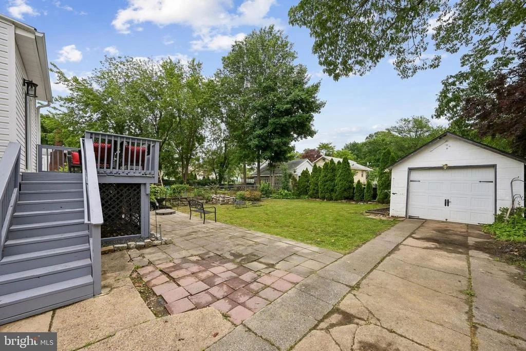 Photo of 211 BARLOW AVENUE