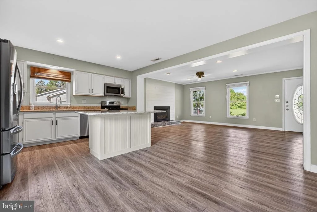 Photo of 1848 HARBOR DRIVE