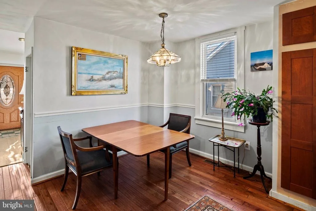Photo of 6508 N POINT ROAD
