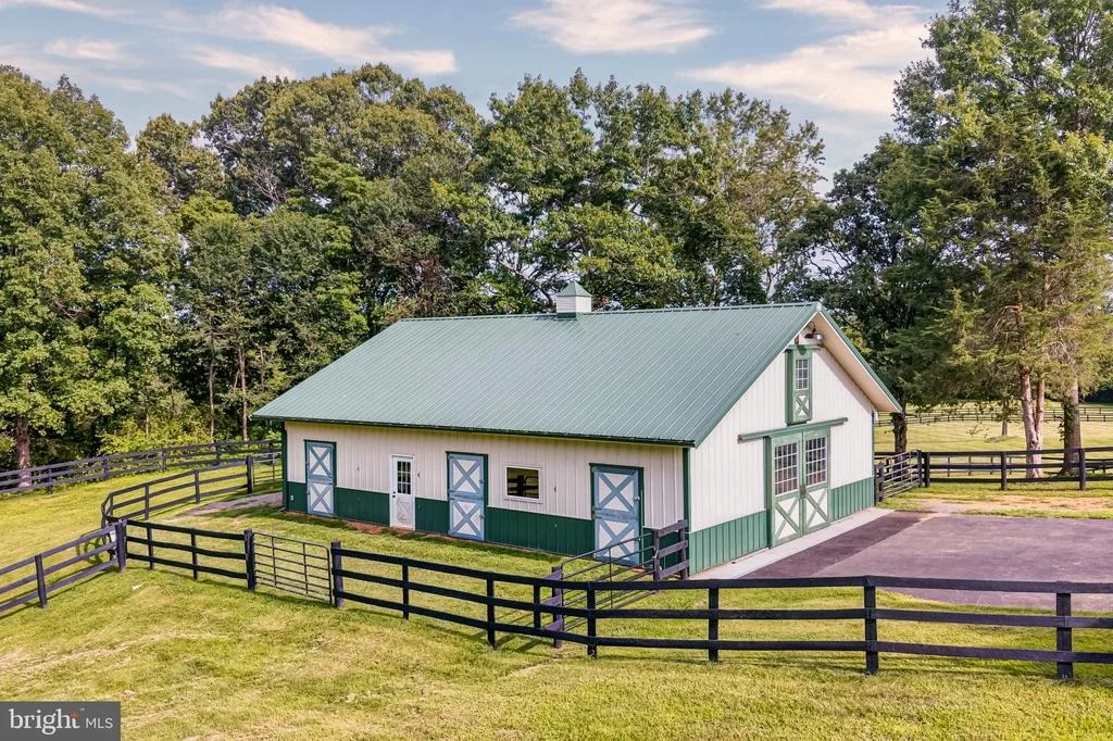 Photo of 5352 DIXONS MILL ROAD