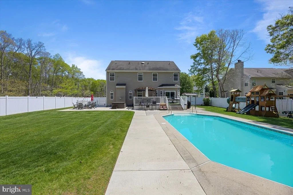 Photo of 201 PRANCER ROAD
