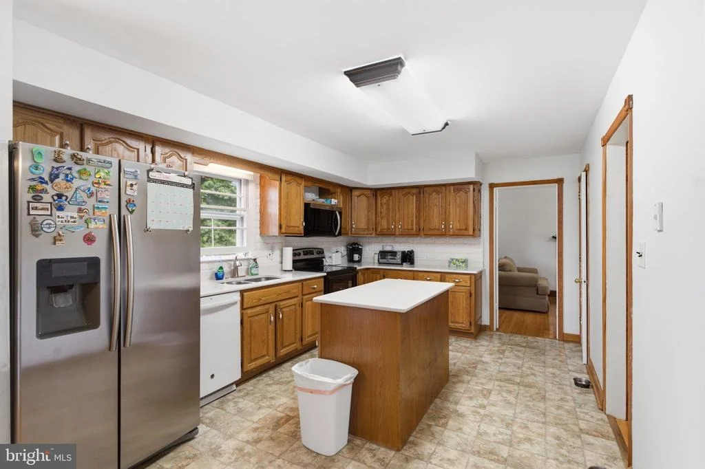 Photo of 14 BOWFIN DRIVE