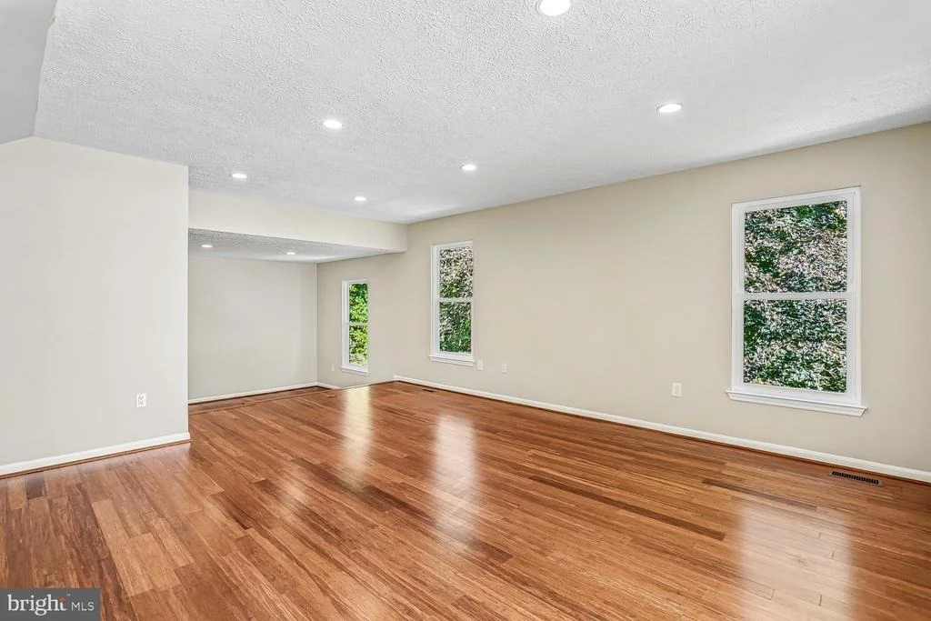 Photo of 11568 PARAMUS DRIVE