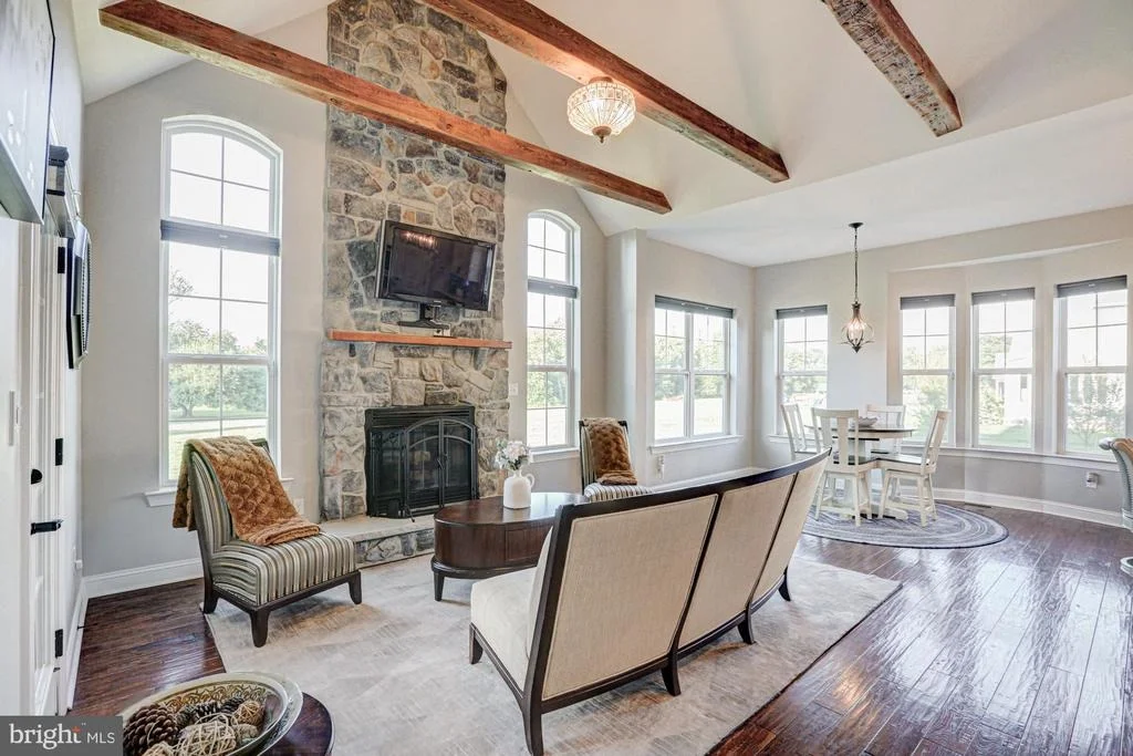 Photo of 1233 BUNKER HILL ROAD