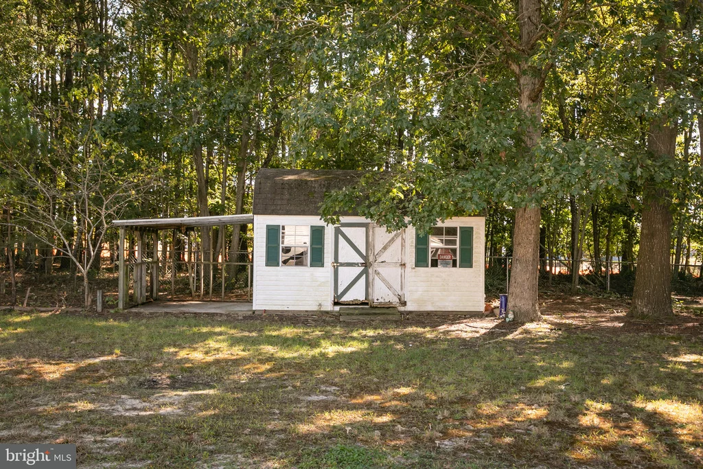 Photo of 21 JOHN B DRIVE