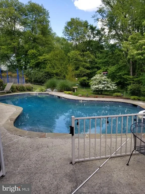 Photo of 14513 NOTLEY ROAD