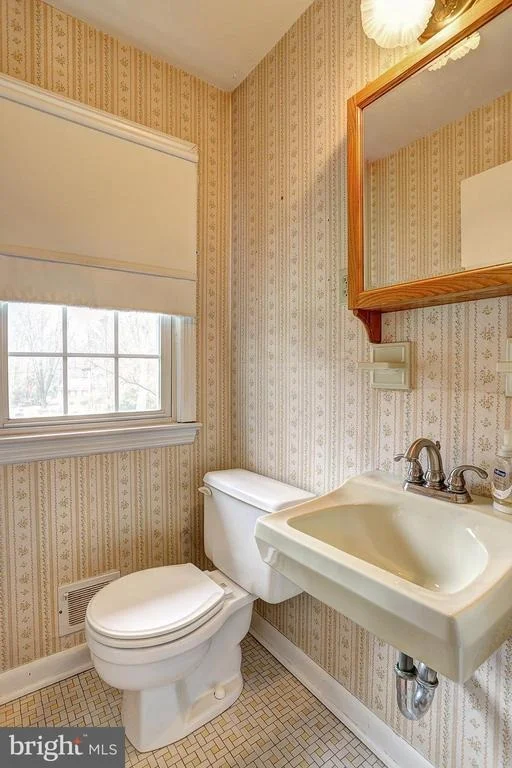 Photo of 6105 WINDHAM ROAD
